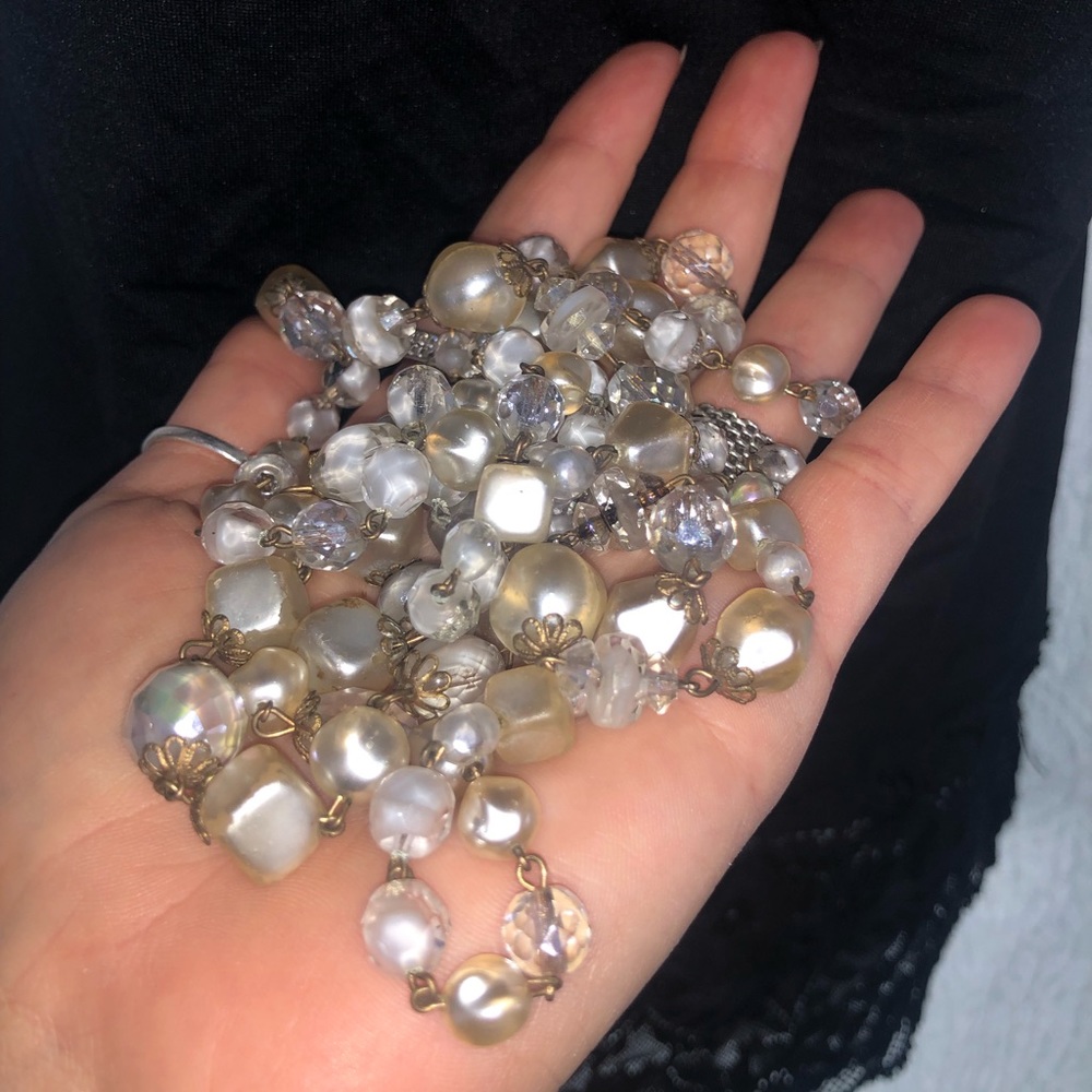 VINTAGE Glass faux pearl beaded brass necklace - Picture 6 of 8